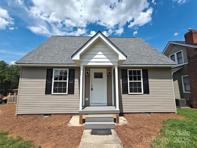 406 4th St, Spencer, NC 28159 - bungalow-style home with a shingled roof