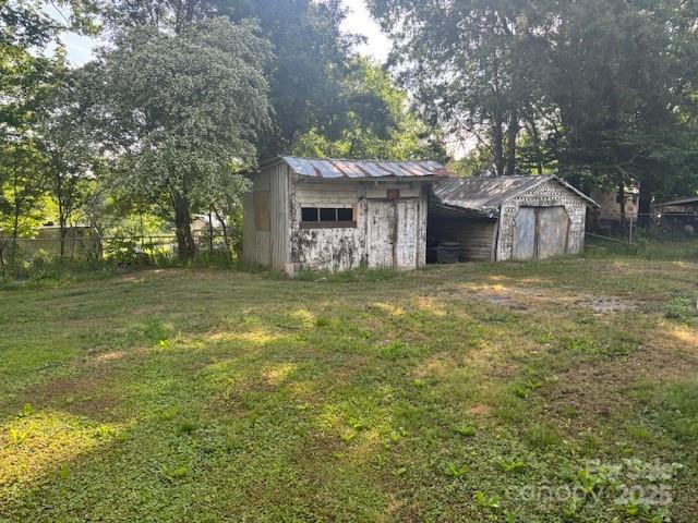 126 N Kendall St, Norwood, NC 28128 - photo 7