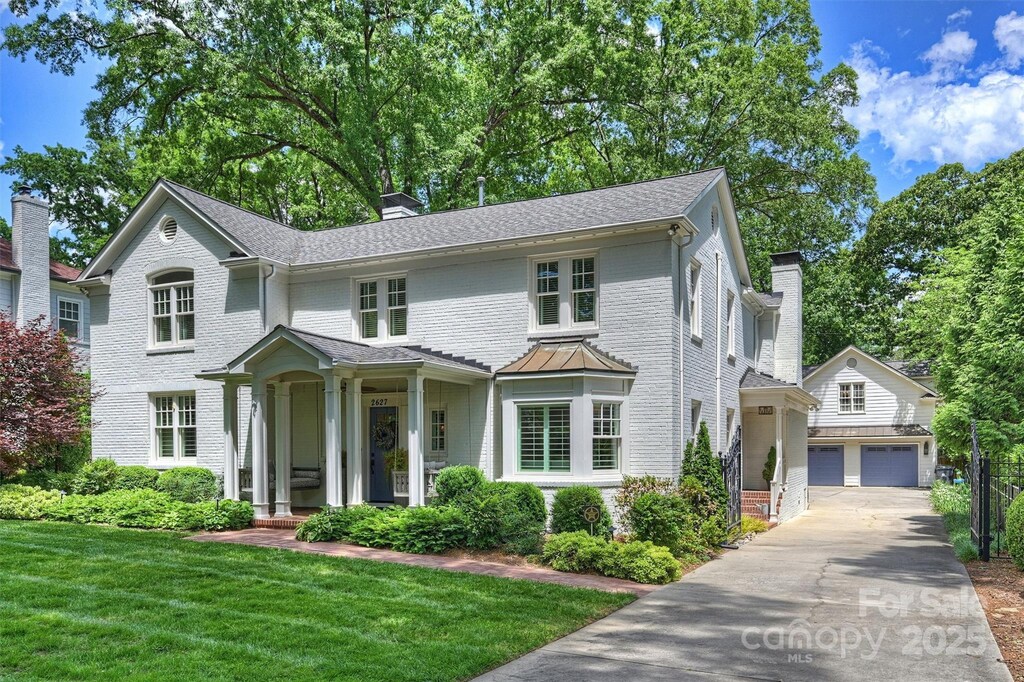 2627 Hampton Ave, Charlotte, NC 28207 - photo 1