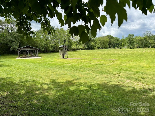 2044 Glenheath Dr, Hendersonville, NC 28791 - view of green lawn with a gazebo