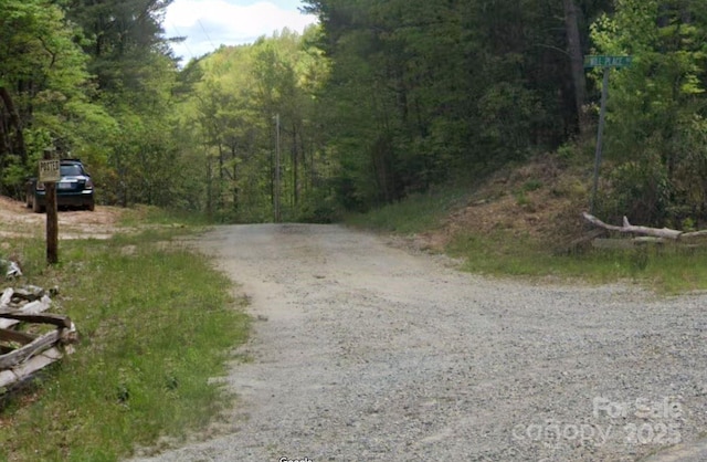 5 Hideaway Br, Balsam Grove, NC 28708