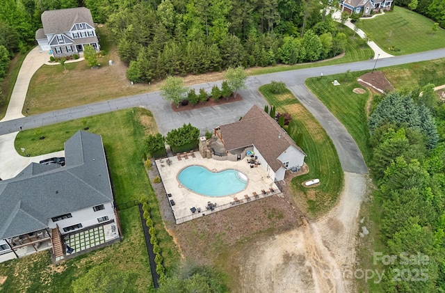 bird's eye view of a pool area