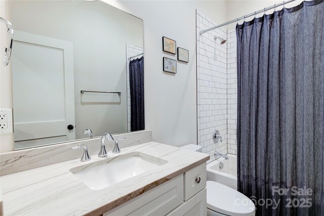 12 Waverly Rd, Asheville, NC 28803 - bathroom with toilet, shower / bath combo, and vanity