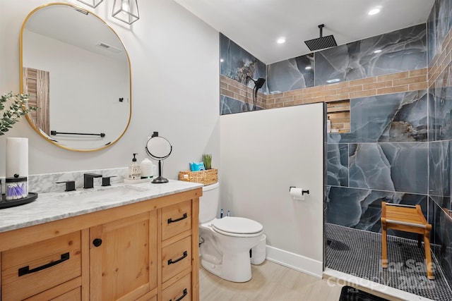 685 Knollcrest Dr NE, Concord, NC 28025 - full bath featuring vanity, toilet, walk in shower, and recessed lighting