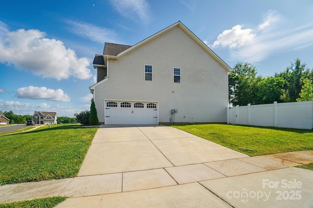6314 Bluffton Ln, Midland, NC 28107 - view of side of home featuring an attached garage and driveway