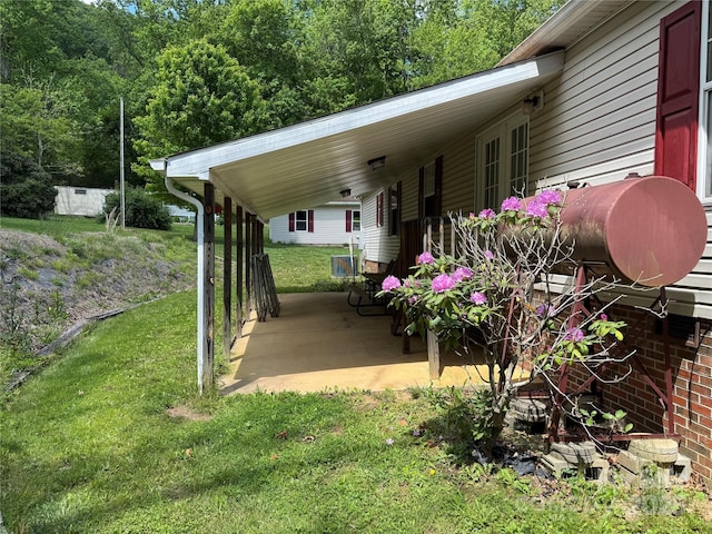 40 Mountainview Rd, Asheville, NC 28806 - view of patio / terrace with an attached carport