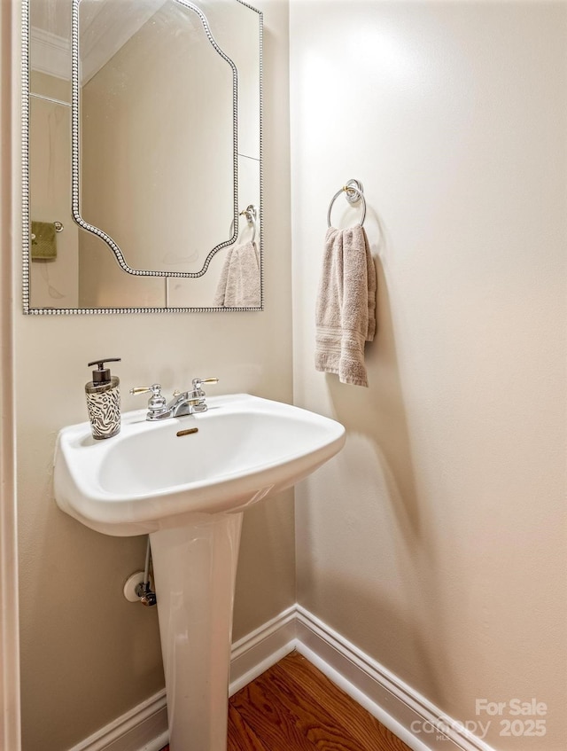 7245 Willow Brook Ct, Denver, NC 28037 - bathroom with baseboards