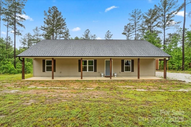 200 Mosley Rd, Blacksburg, SC 29702 - view of front facade featuring covered porch, a shingled roof, and a front yard