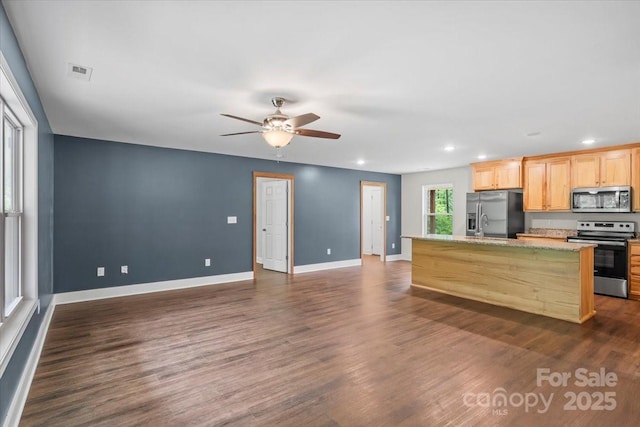 200 Mosley Rd, Blacksburg, SC 29702 - kitchen featuring appliances with stainless steel finishes, a ceiling fan, recessed lighting, dark wood-style flooring, and light brown cabinetry