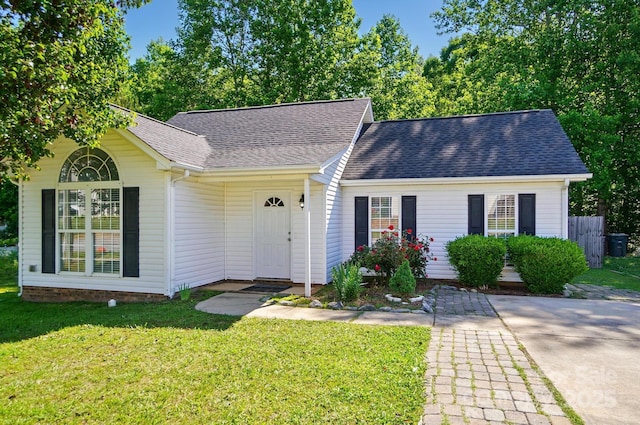 2432 Barkers Ridge Dr, Bessemer City, NC 28016 - photo 1