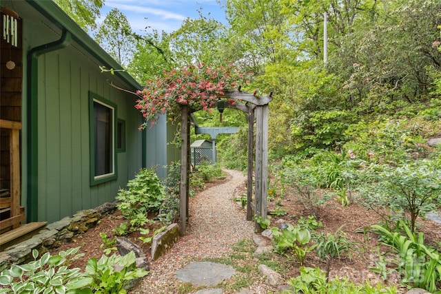 319 Twilight Way, Burnsville, NC 28714 - view of yard