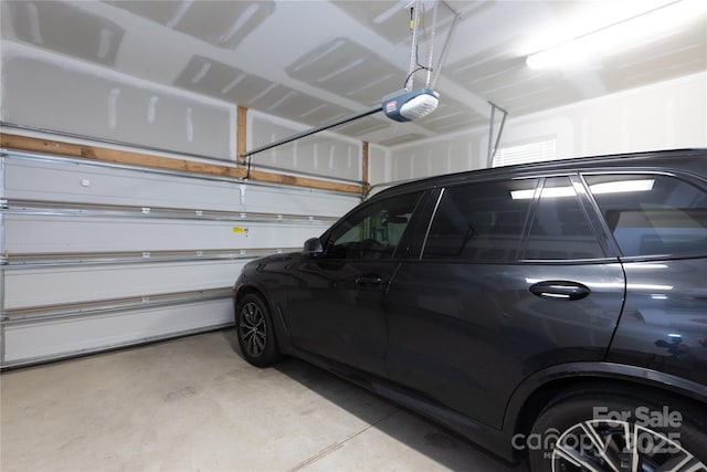 9521 Ainslie Downs St, Charlotte, NC 28273 - garage with a garage door opener