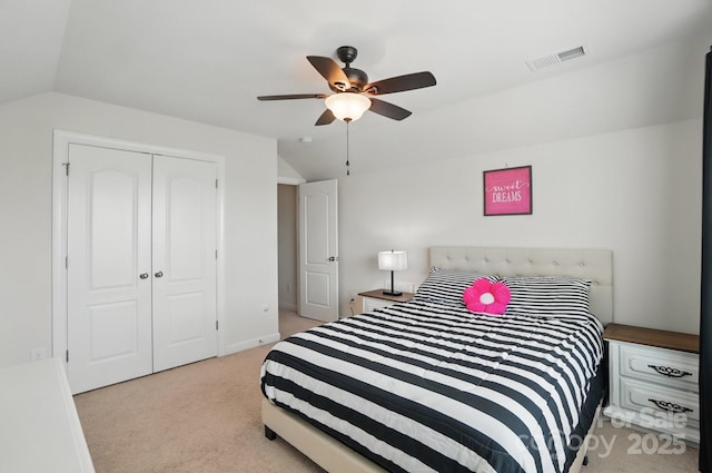 16831 Alydar Commons Ln, Charlotte, NC 28278 - bedroom with lofted ceiling, light colored carpet, a closet, and ceiling fan