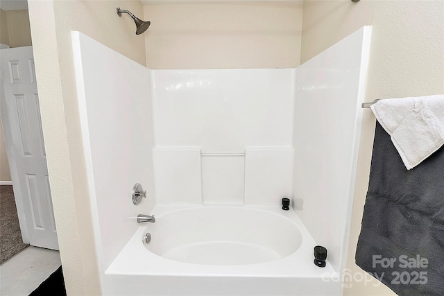 full bathroom featuring shower / bath combination