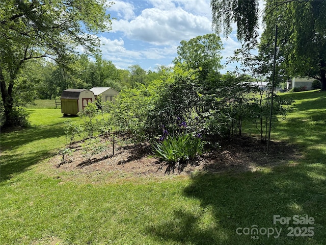 200 Newman Dr, Hendersonville, NC 28792 - photo 35