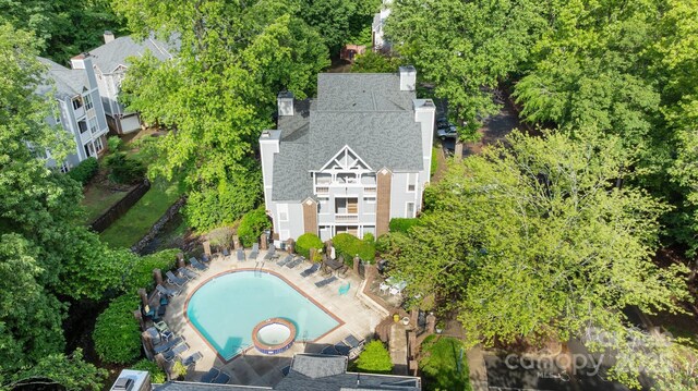 2502 Cranbrook Ln Unit 8, Charlotte, NC 28207 - drone / aerial view of a pool area