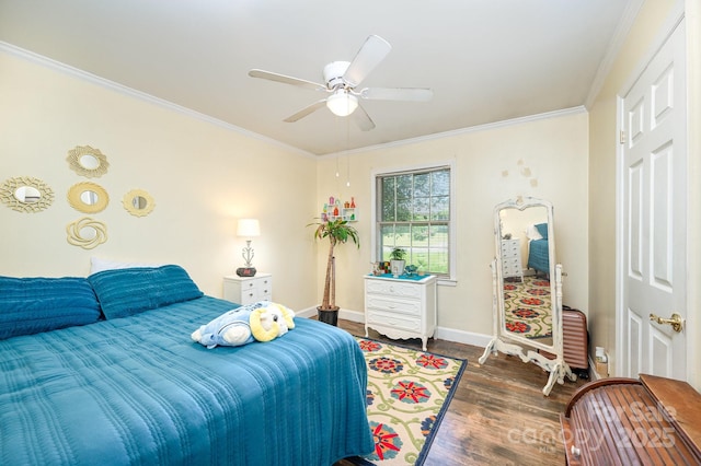 1115 Grovewood Dr, Charlotte, NC 28208 - bedroom with wood finished floors, ornamental molding, baseboards, and a ceiling fan