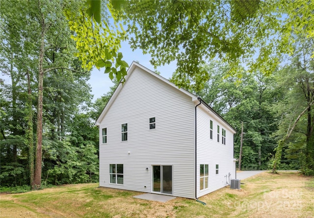 515 Dixie Dr, Mooresville, NC 28115 - rear view of property with a lawn and a patio area