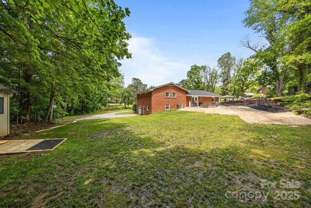 2076 Junction Rd, Mocksville, NC 27028 - view of green lawn
