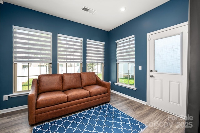 5014 Forest Hills Pl, Fort Mill, SC 29707 - living area with healthy amount of natural light, wood finished floors, baseboards, and recessed lighting