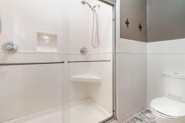 408 Idlewood Dr, Kannapolis, NC 28083 - bathroom featuring a stall shower and toilet