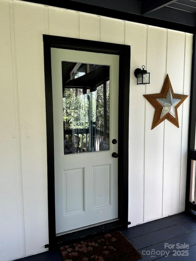 view of entrance to property