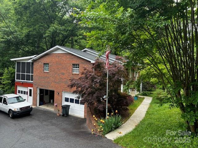 530 Burge Mountain Rd, Hendersonville, NC 28792 - photo 19