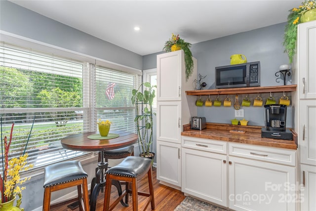 307 Tree Haven Blvd, Hendersonville, NC 28791 - dining room with light wood finished floors and recessed lighting
