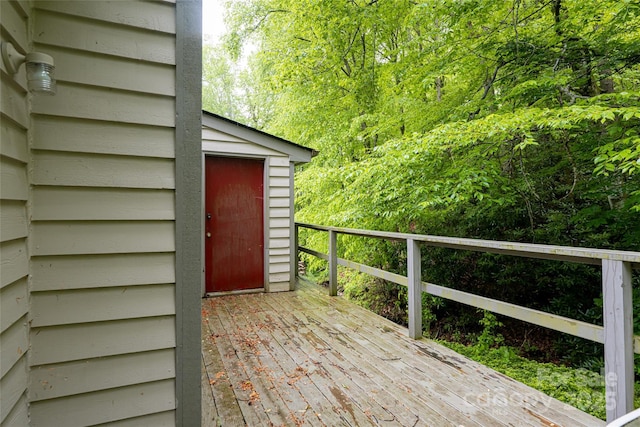 5 Creekside Dr, Maggie Valley, NC 28751 - deck featuring a storage shed and an outbuilding