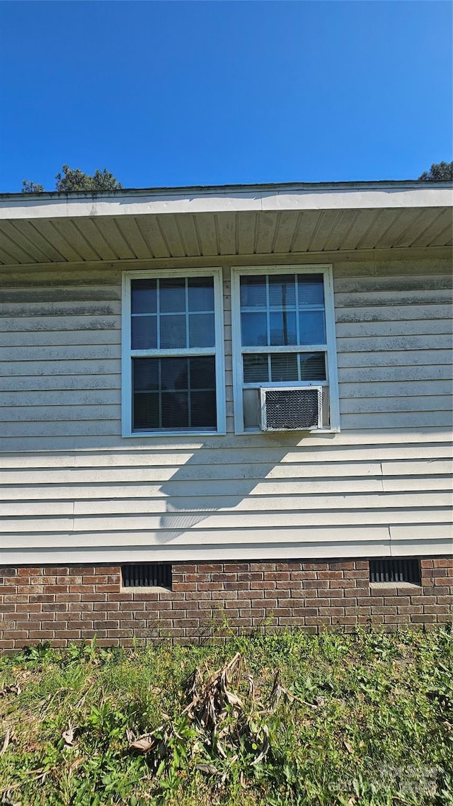 2704 Chambers St, Lumberton, NC 28358 - view of side of property with crawl space and cooling unit
