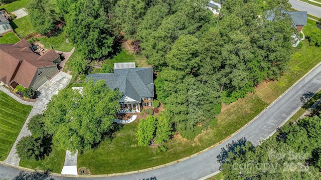 aerial view of property and surrounding area