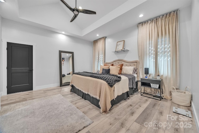 5262 Mckenzie Trl, Conover, NC 28613 - bedroom featuring wood finished floors, recessed lighting, lofted ceiling, ceiling fan, and baseboards
