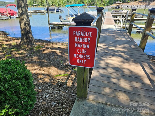 2446 W Paradise Harbor Dr Unit 13, Connelly Springs, NC 28612