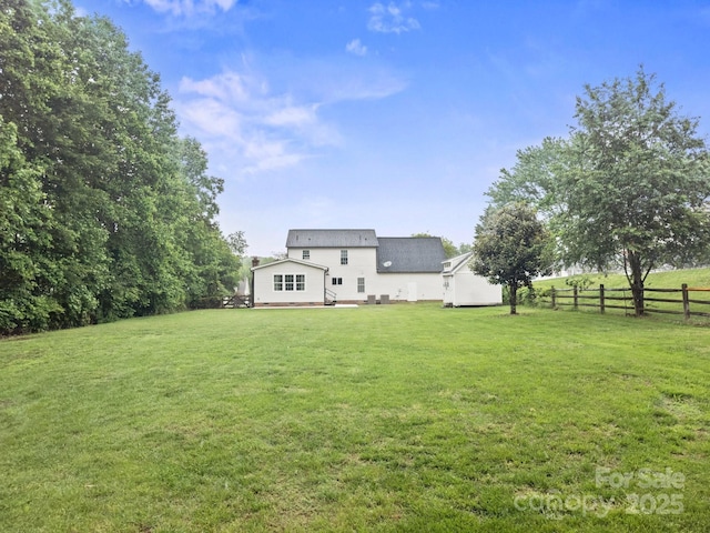 10749 Kingsview Dr, Davidson, NC 28036 - view of yard