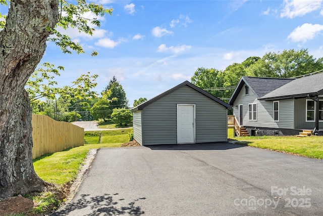 800 Hoyle St SW, Valdese, NC 28690 - view of garage