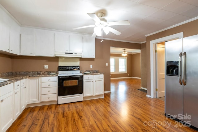 205 Stowe Acres Rd, Kings Mountain, NC 28086 - kitchen with stainless steel refrigerator with ice dispenser, range with electric stovetop, under cabinet range hood, ornamental molding, and ceiling fan
