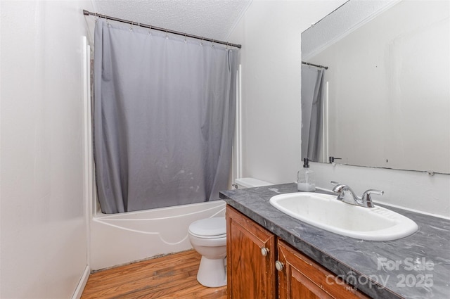 403 Carpenter Parker Ln, Rock Hill, SC 29730 - bathroom with toilet, wood finished floors, a textured ceiling, vanity, and shower / bath combo with shower curtain