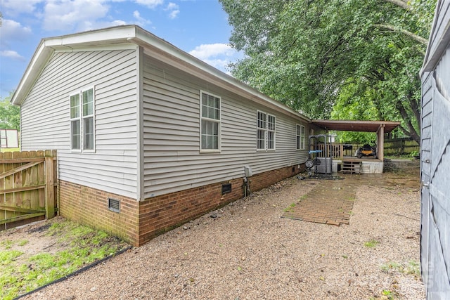 403 Carpenter Parker Ln, Rock Hill, SC 29730 - view of home's exterior with crawl space and fence