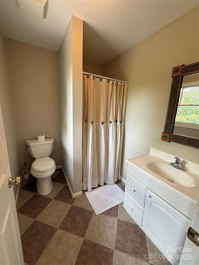 357 Lentz Landing Ln, Nebo, NC 28761 - bathroom featuring vanity and a shower with shower curtain
