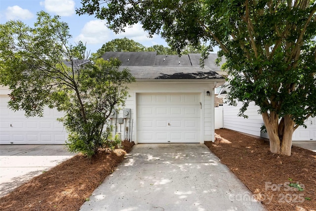 2485 Shanklin Ln, Denver, NC 28037 - garage with concrete driveway