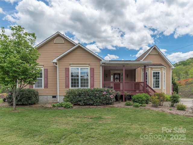 2600 Crabtree Rd, Waynesville, NC 28785 - ranch-style house with crawl space, covered porch, and a front lawn