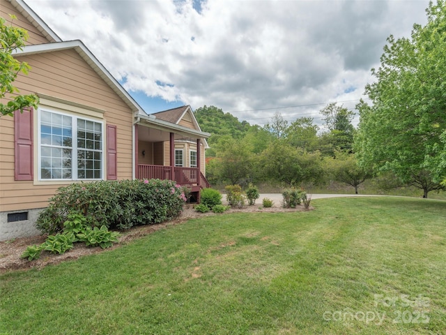 2600 Crabtree Rd, Waynesville, NC 28785 - view of grassy yard with a porch