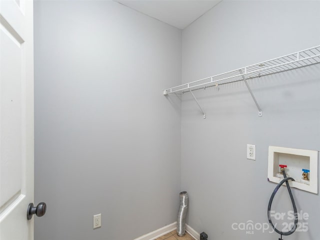 2600 Crabtree Rd, Waynesville, NC 28785 - washroom with washer hookup and baseboards
