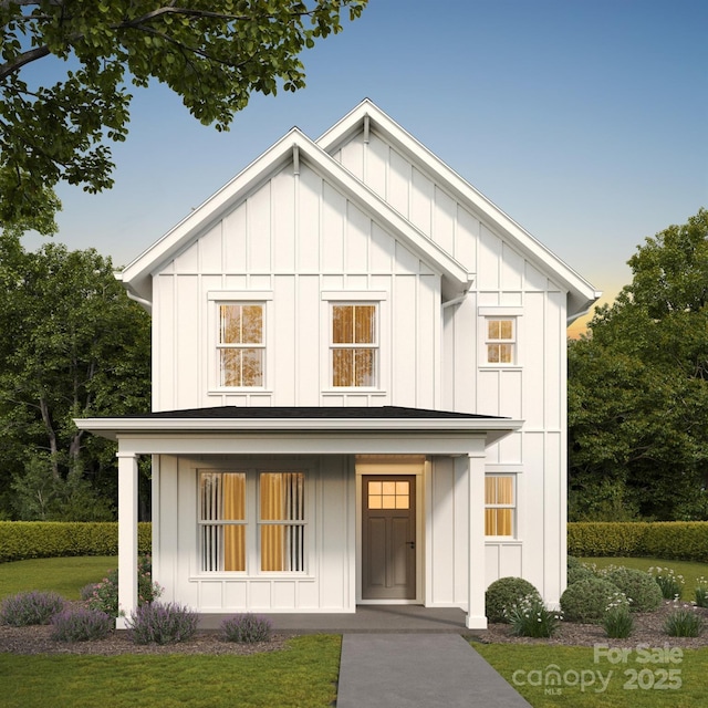 318 Sixth St, Belmont, NC 28012 - modern farmhouse with board and batten siding and a front yard