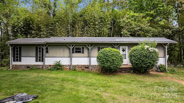 1 Ola Dr, Candler, NC 28715 - view of front of home with a front lawn and metal roof