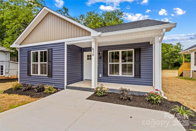 630 W Bell St, Statesville, NC 28677 - photo 2