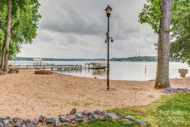 dock featuring a water view