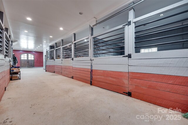 3091 Old Meeting House Rd, Sharon, SC 29742 - view of horse barn