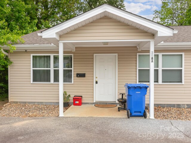 308 N Whitted St, Hendersonville, NC 28739 - photo 4