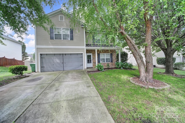 2117 Seabrook Ln, Fort Mill, SC 29715 - traditional home featuring a garage, driveway, and brick siding